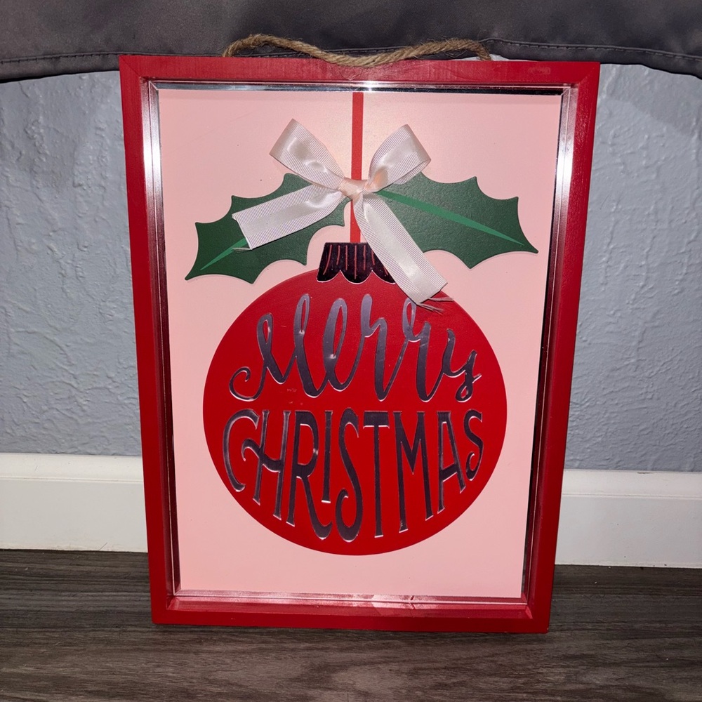 Ashland Red and Green Christmas Ornament Wall Decor